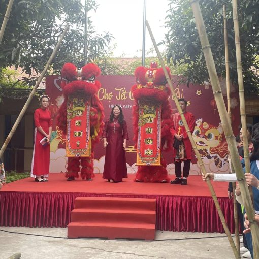 Tại sao thường có múa lân vào dịp Tết